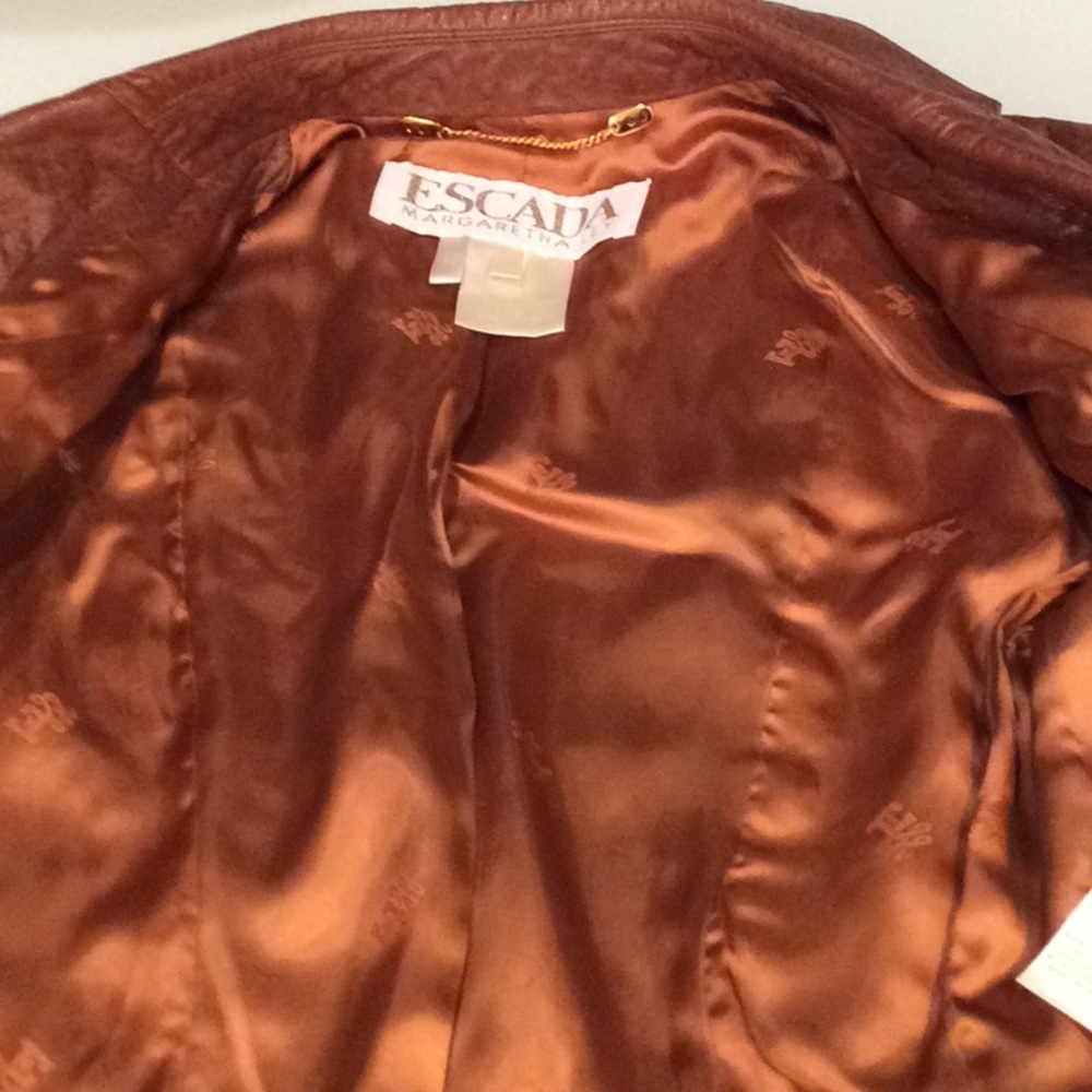 Escada leather jacket - Picture 5 of 7